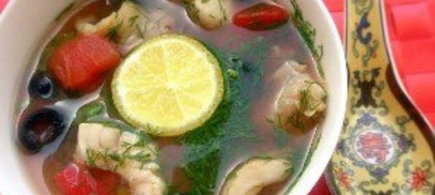 Уха из рыбки и креветок