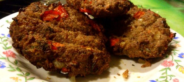 Бургер из говядины на гриле