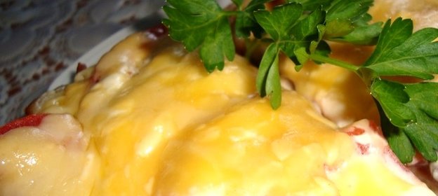 Пицца на сковороде из батона