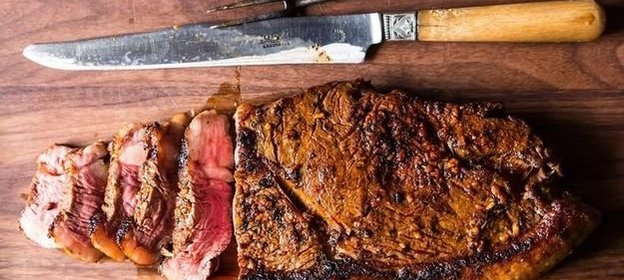 Стейк по-американски