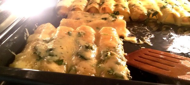 Каннеллони со слабосоленой семгой