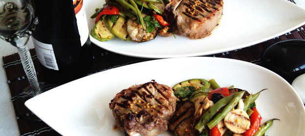 Стейки телячьи на косточке А la minute с грилованными овощами Al dente