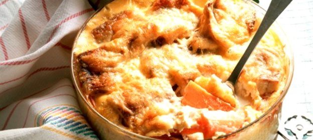 Соленая треска и картофельное пюре, запеченные с майонезом