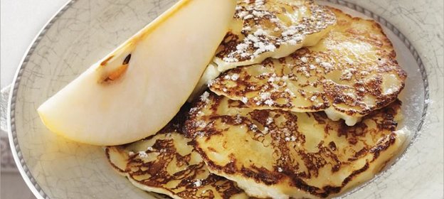 Оладьи из яблок и груш