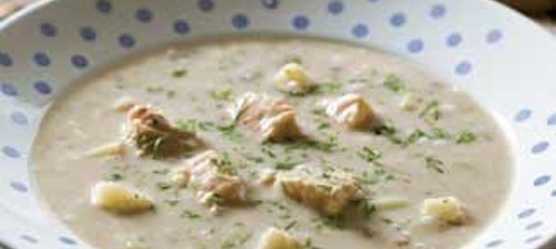 Сливочная уха из семги