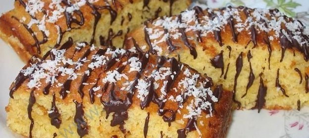 Кокосовое пирожное с шоколадом и повидлом