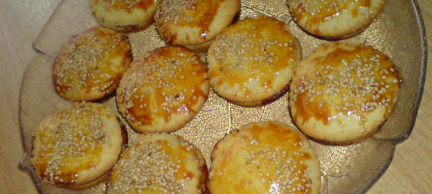 Маффины с секретом( с нежным рагу из телятины)