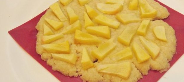 Постная яблочная лепешка (в микроволновке)