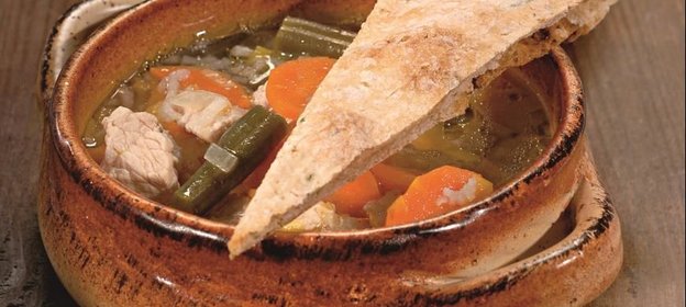 Суп из индейки с овсяными лепешками