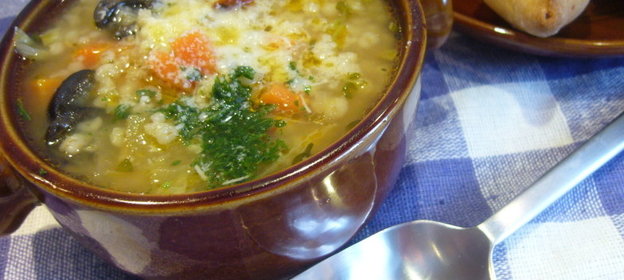Густой овощной суп с перловкой ( Perlgraupeneintopf)
