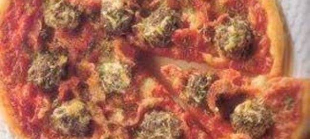 Пицца с мясными шариками