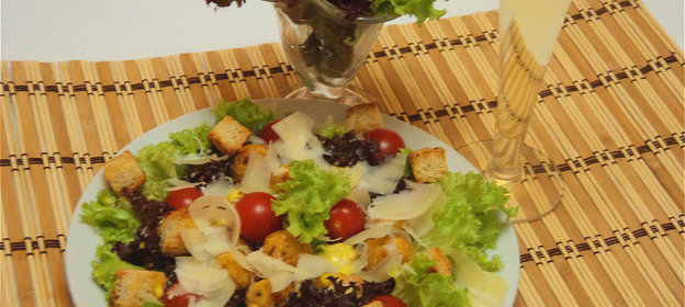 Мой взгляд на легендарный салат Цезарь (дуэль)