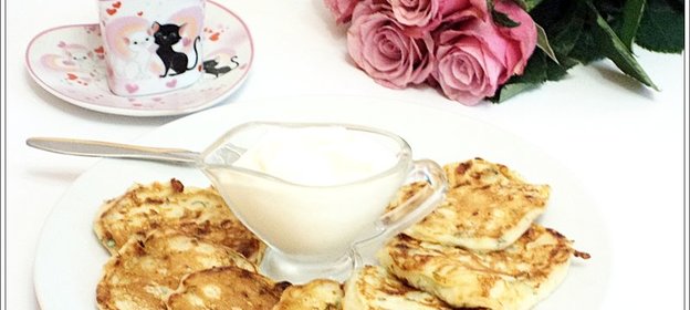 Оладьи на йогурте с сыром и зеленью