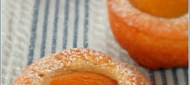 Кексы с персиками