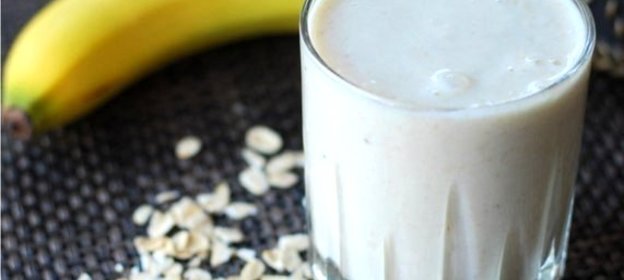 Банановый смузи с овсянкой
