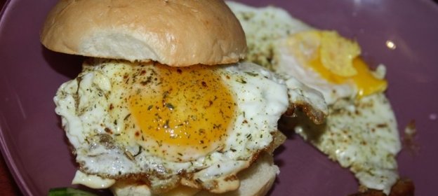 Брекфастбургер