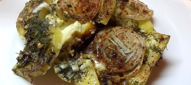 Картофельная запеканка с яйцом