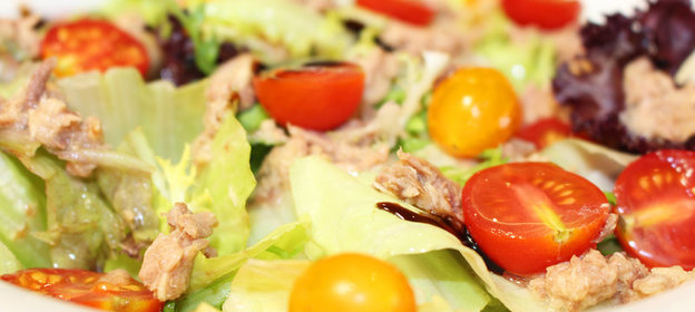 Салат из тунца. Видео