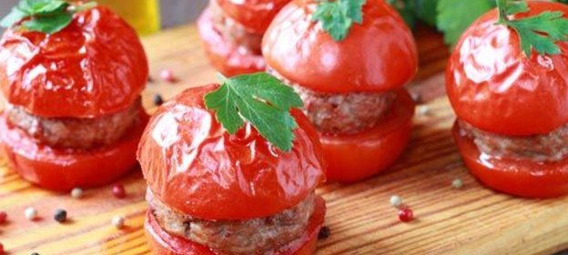 Томатный гамбургер