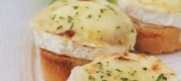 Масло, взбитое с морской капустой и творогом.