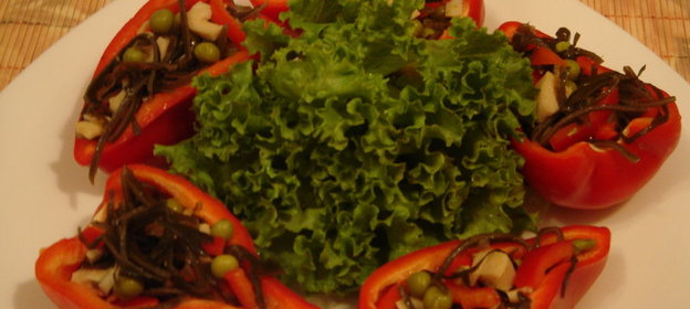 Салат-закуска из морской капусты с кальмарами