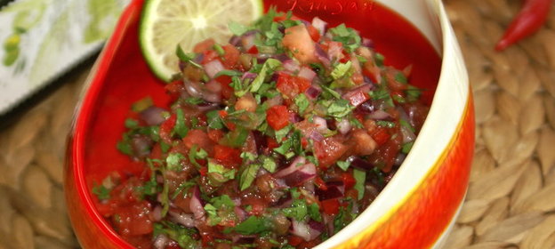 Сальса Клюв петуха Пико-де-гальо (pico de gallo)