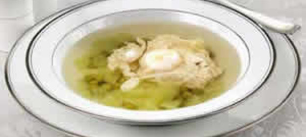 Щи зеленые с яйцом