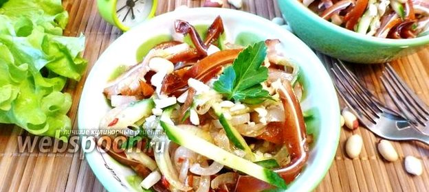 Салат из свиных ушей