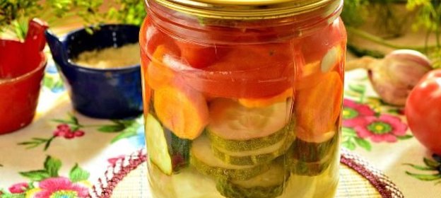 Консервированный лосось в белом вине