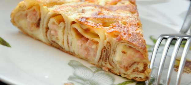 Запеканка Улитка из блинчиков (в мультиварке)