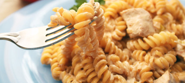 Паста с индейкой в сливочном соусе