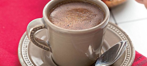 Крепкий кофе с кардамоном