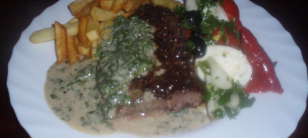 ГОВЯЖИЙ СТЕЙК НА ПЕРЦЕ