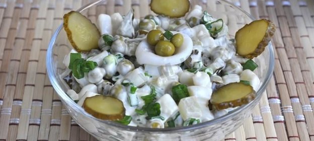 Салат: кальмар огурец соленый