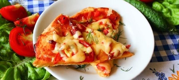 Пицца на тонком тесте без дрожжей