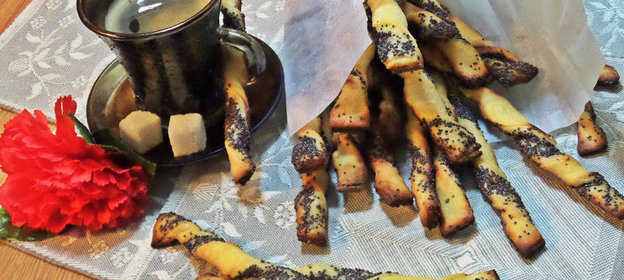 Хрустящие маковые палочки