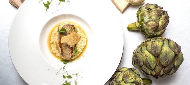 Ризотто из корня сельдерея с утиной фуа-гра и бульоном