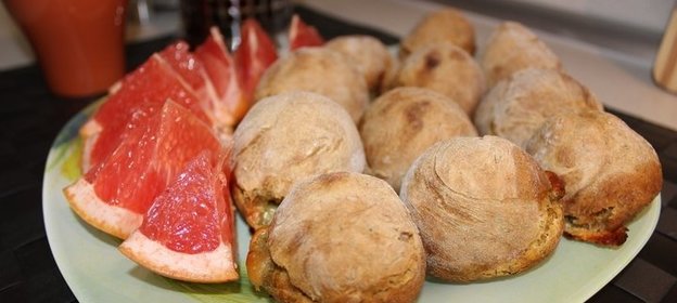 Булочки с брынзой
