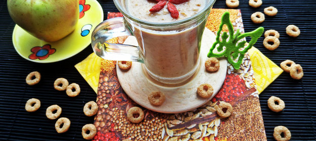 Смузи с фасолью,курагой и отрубями