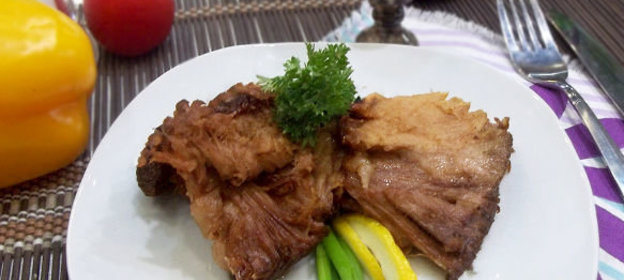 Запеченная свинина в соево-медовом маринаде
