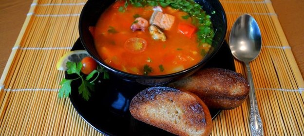 Уха с морепродуктами