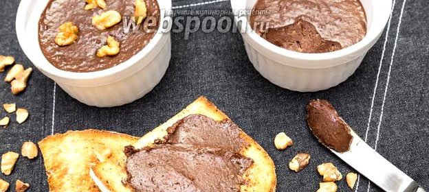 Шоколадная паста с орехами