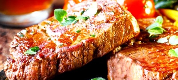 Стейк из свинины на гриле