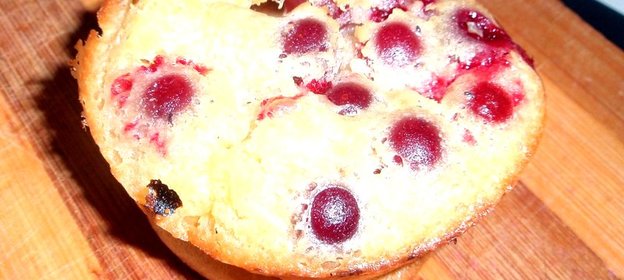 Маффины с брусникой