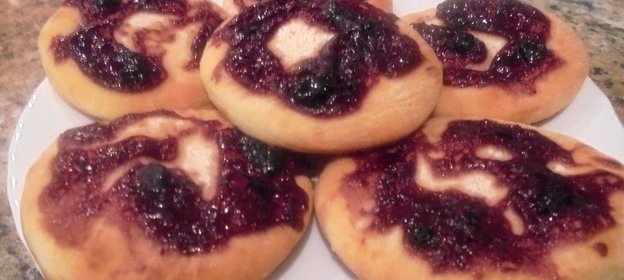 Булочки с вареньем