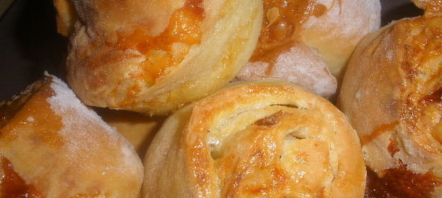 Сырно-чесночные булочки