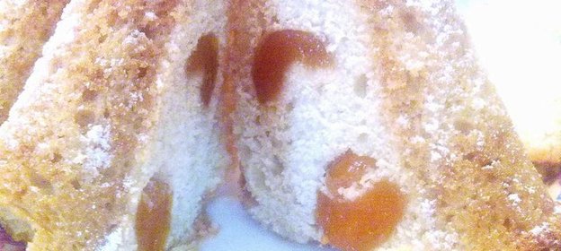 Сочный кекс с абрикосами