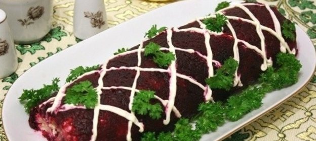 Селёдка под шубой в виде рулета