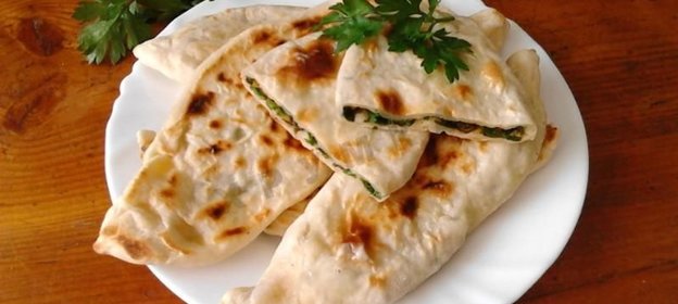 Лепешки армянские с зеленью