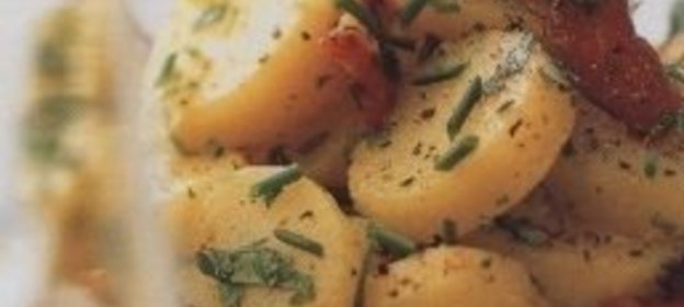 Бульон с курятиной и грибами